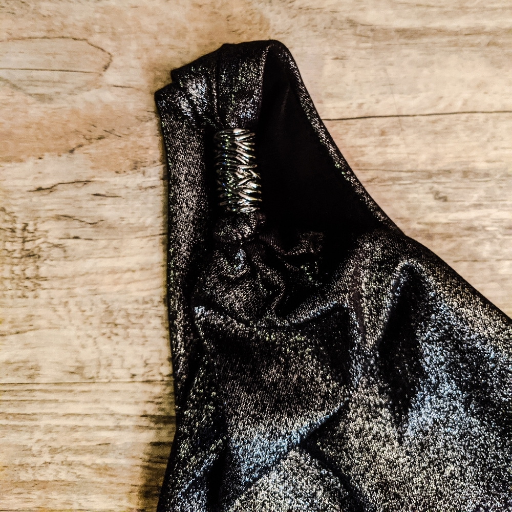 CACHÈ Charcoal Metallic Edgy Asymmetrical Top - Picture 4 of 6